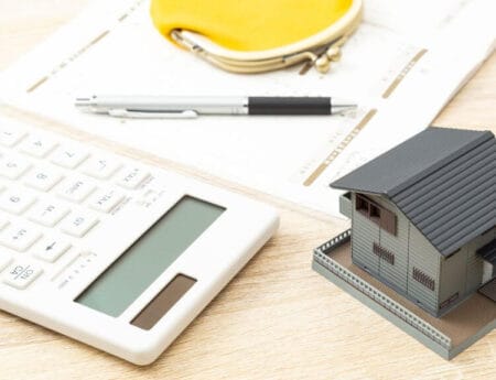 Personal Concierge Helping With Home Organization in Edmonton (2)